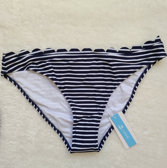 NWT Navy Striped Scalloped Cupshe Bikini - Picture 9 of 11